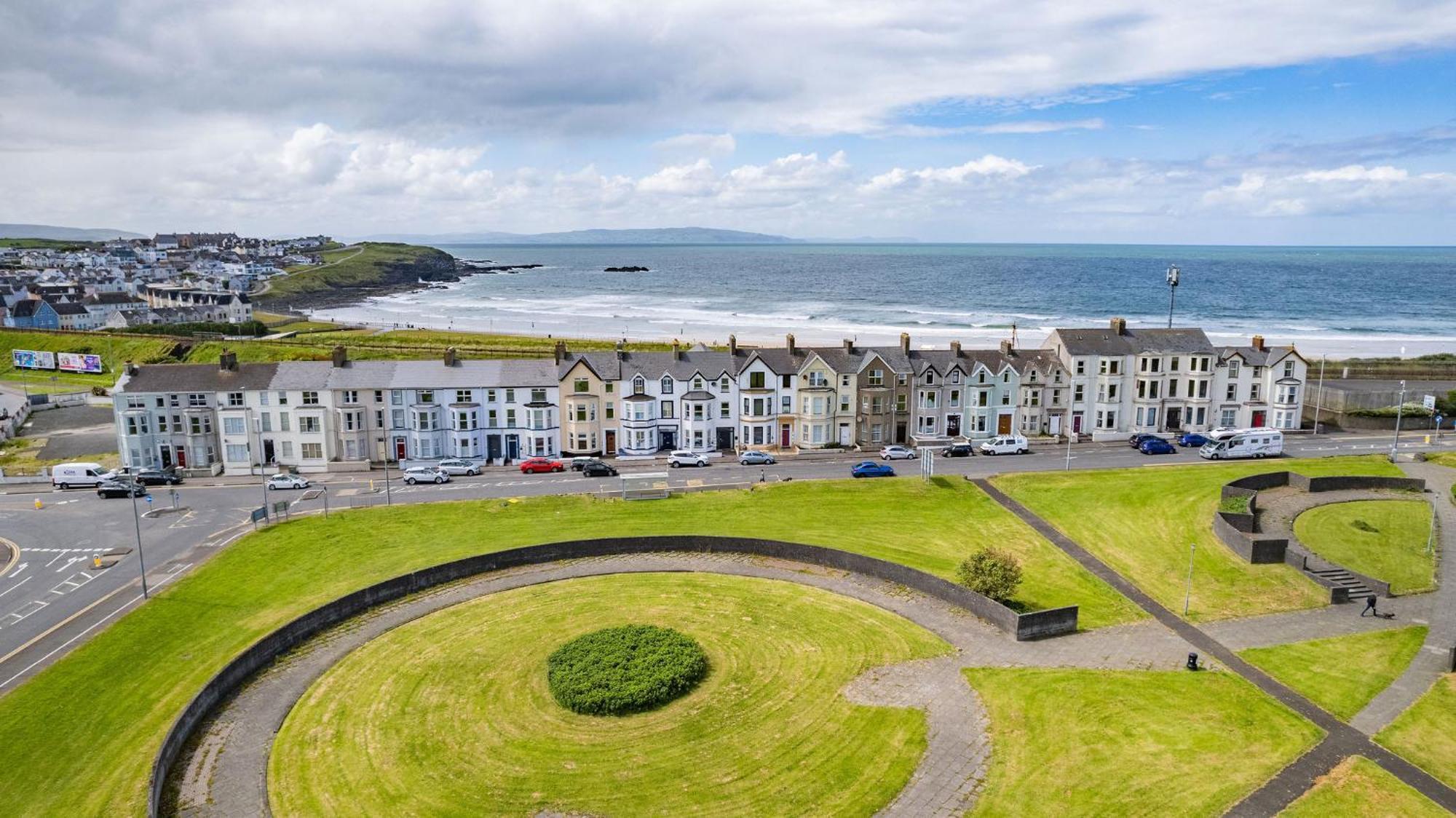 1 Dunluce Park - Portrush By The Sea公寓 外观 照片
