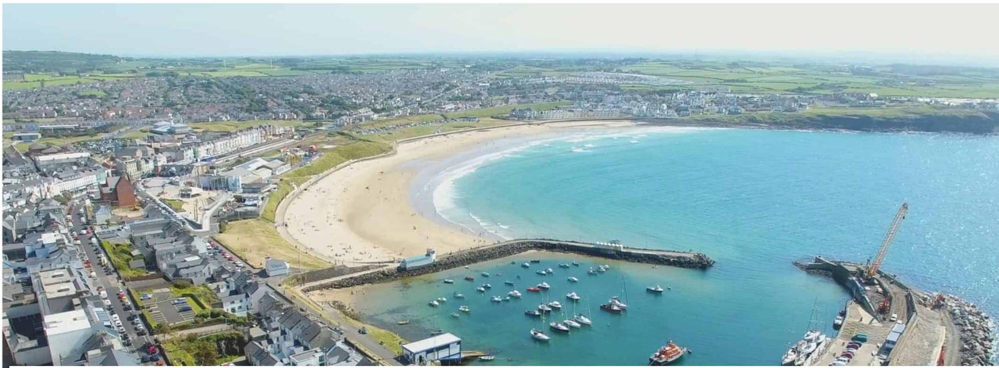 1 Dunluce Park - Portrush By The Sea公寓 外观 照片
